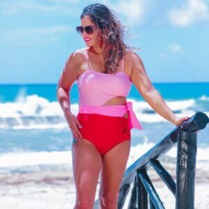 Heat Wave Side Tie One Piece Color Block Swimsuit